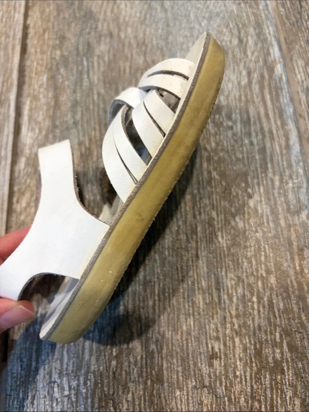 Sun San strap wees white sandals baby size 4